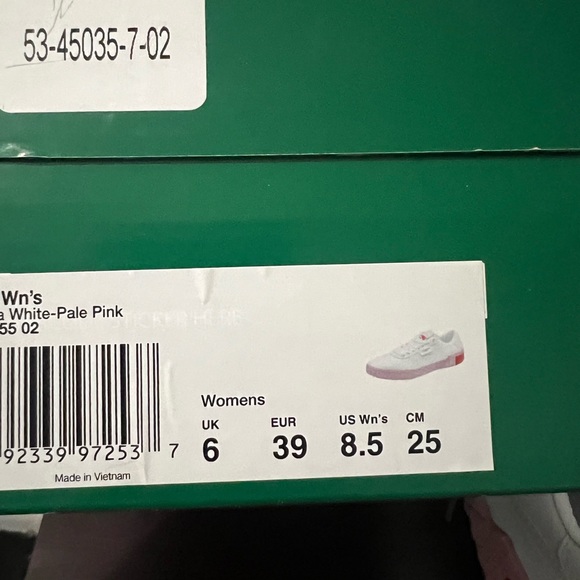 Women’s Puma - Picture 3 of 10